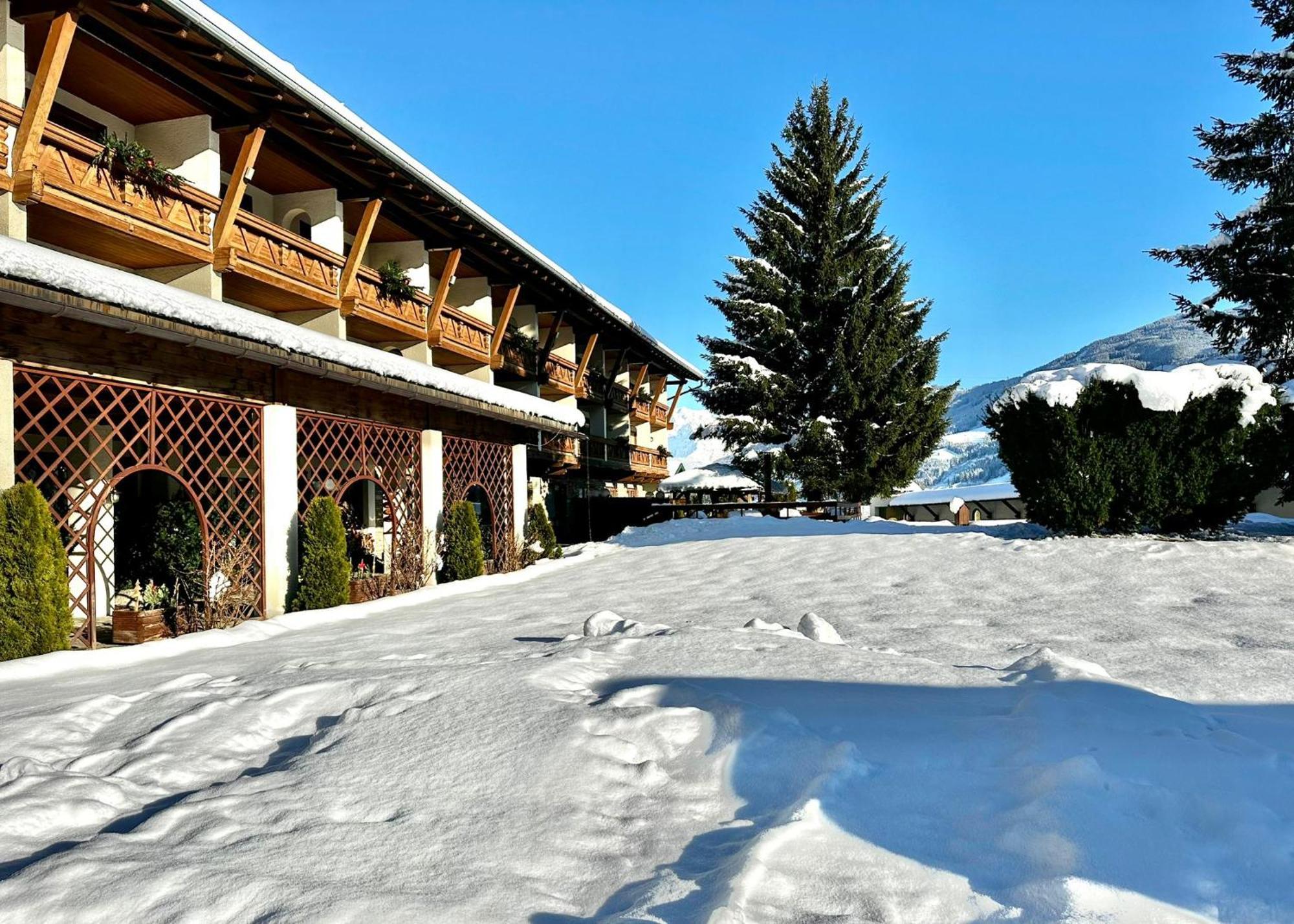 Clc Alpine Centre Hotel Saalfelden Exterior foto
